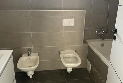 Casă cu 3 camere cu Teren 6.5 Mp în Central - 2