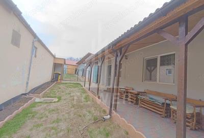 Casa de vanzare in satul Ro?ia cu vedere panoramica spre Mun?ii Fagaras - 5