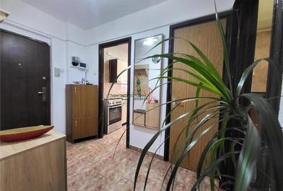 Apartament cu 4 camere decomandat în Titan - 16