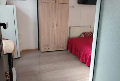 Apartament 1 camera la curte ,str. Traian