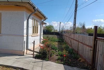 Casă cu 4 camere în Ceardac - 8