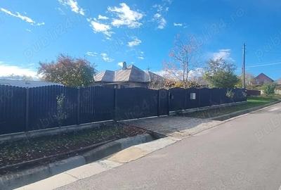 Casă cu Teren 1500 Mp în Central - 1