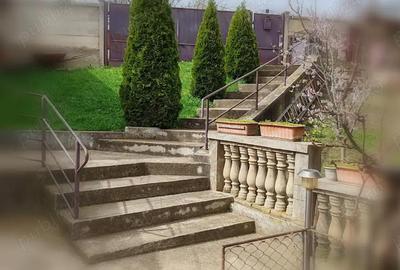 Casă cu 4 camere cu Teren 580 Mp în Central - 4