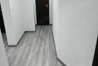 Apartament cu 4 camere decomandat în 1 Mai - 9