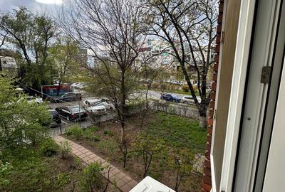 Garsonieră decomandată în Drumul Taberei