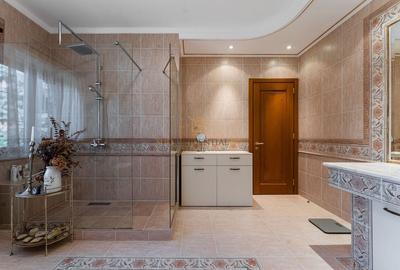 Vila exclusivista, 5 camere si piscina - Str.Erou Iancu Nicolae-Pipera - 21