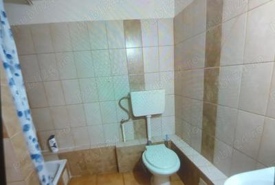 Garsoniera la curte zona Topora?i - 6