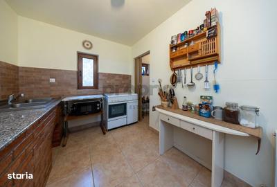 Casă cu 4 camere în Sântimbru - 4