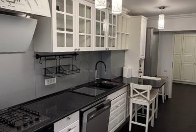 Apartament cu 3 camere decomandat, mobilat în Decebal - 10