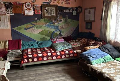 Casă cu 4 camere în Central - 8