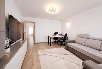 Apartament cu 3 camere decomandat, mobilat în Tractorul - 13