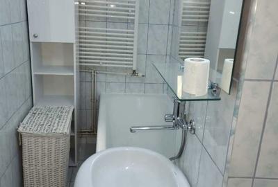 Apartament cu 3 camere semidecomandat în Republicii - 1