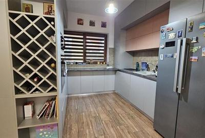 Casa eleganta,acces auto in curte,2 terase, curti amenajate,Tractorul, Brasov - 4