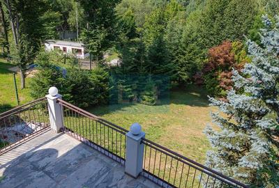 Casă cu 5 camere cu Garaj în Văliug - 16