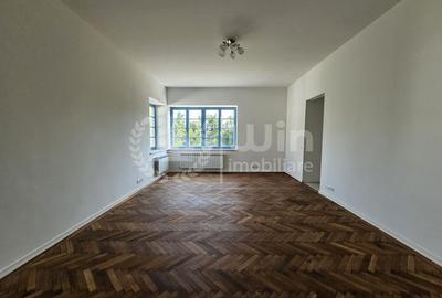 Casa pretabila pentru birou sau clinica | 10 camere | Andrei Muresanu - 1