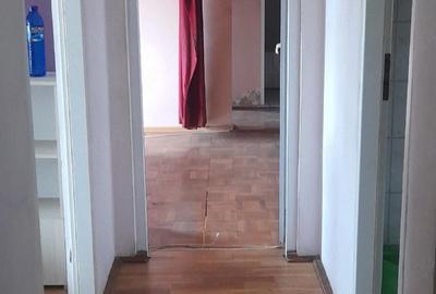 Apartament cu 3 camere decomandat în Drăgășani - 7