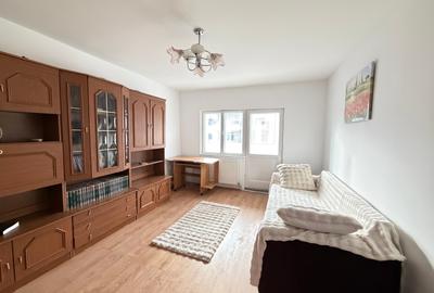 Inchiriez apartament 2 camere Soarelui 350 euro - 2