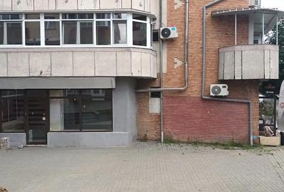 Spațiu comercial, de 40 mp, în 1 Mai - 3