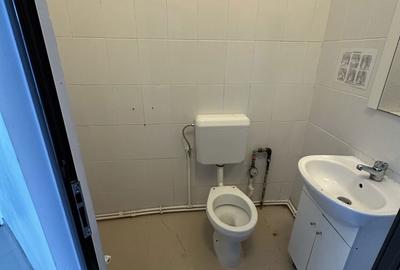 Spațiu comercial, de 42 mp, în Central - 3