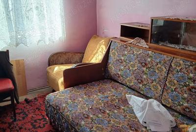 Vand apartament etaj 2 in cartier Micro 3 - 4