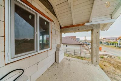 Casă cu 5 camere cu Teren 500 Mp în Horia - 10