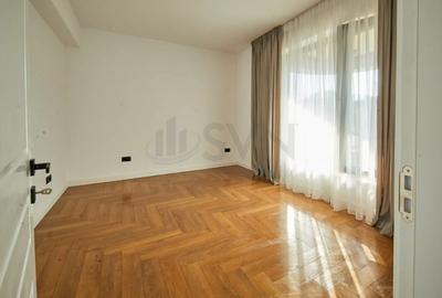 Casă individuală cu 5 camere cu Canalizare în Central - 8