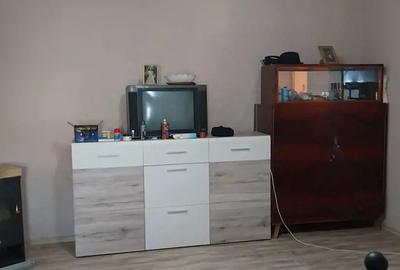 Vand urgent casa in comuna Seleu?.Pret.80000 euro Negociabil - 6