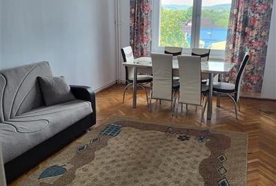 Apartament cu 4 camere decomandat în 7 Noiembrie - 1