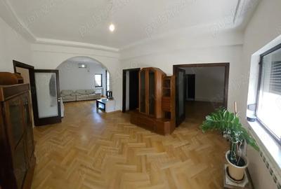 Apartament cu 4 camere în Moșilor - 4