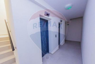 Apartament cu 3 camere de vanzare in zona catedralei - 10