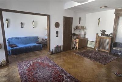 Apartament cu 3 camere decomandat în Universitate - 4