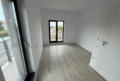 Duplex cu 4 camere cu Canalizare în Balotești - 6