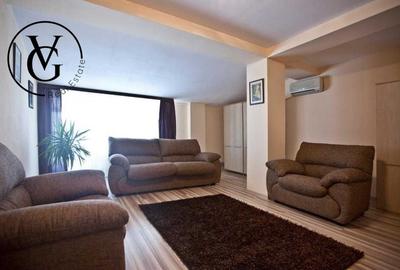 Apartament spatios de 3 camere - zona Delfinariu - 1
