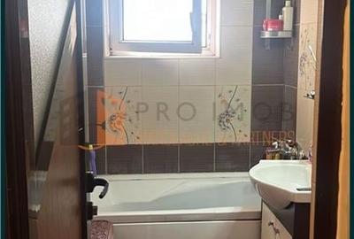Apartament 3 camere cf1 semidecomandat zona Micro 3 - 7