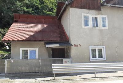 Casă cu 6 camere în Câmpulung Moldovenesc - 2