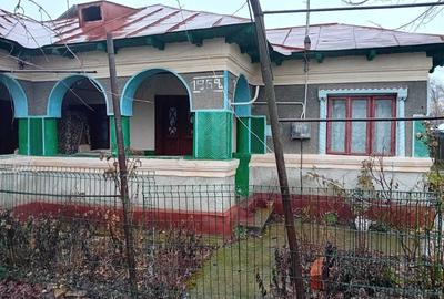 Casă cu 4 camere în Palanca - 8