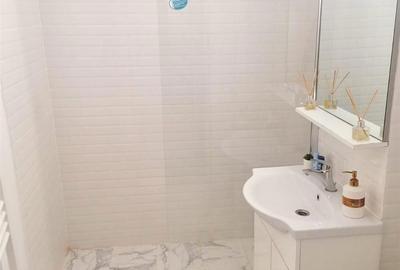 Apartament cu 3 camere în Central - 3