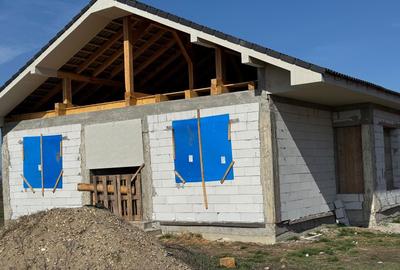 Casă cu 3 camere în Aluniș - 5