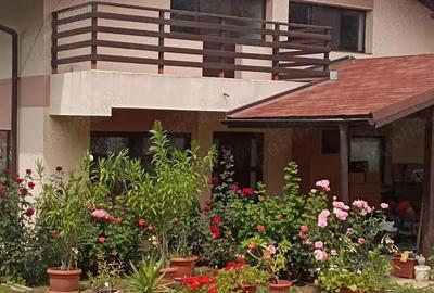 Apartament cu 4 camere decomandat în Nicolina - 7