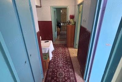 Apartament cu 3 camere decomandat în Central - 1