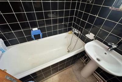 Apartament cu 4 camere decomandat în Central - 1