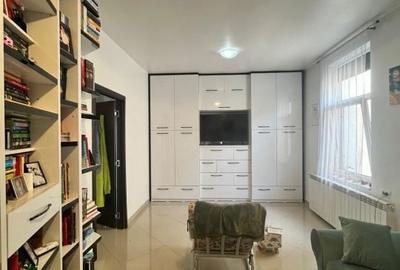 Casă cu 4 camere cu Teren 400 Mp în Central - 16