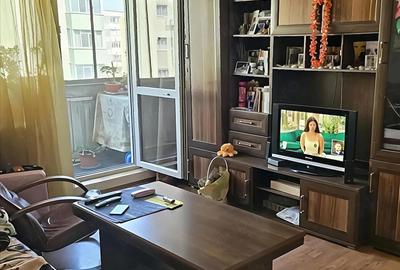 Apartament cu 3 camere decomandat în Mărgeanului - 1