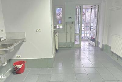 Spațiu comercial, de 20 mp, în Central - 5