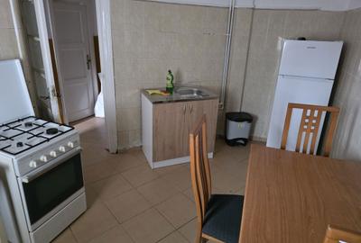 Apartament cu 3 camere semidecomandat în Moșilor - 2