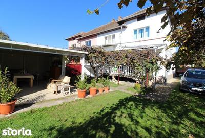 Casă cu 4 camere cu Teren 700 Mp în Central - 3