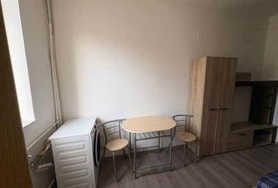 Garsonieră în CET - 2