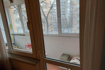 Apartament cu 3 camere semidecomandat în Doamna Ghica - 1