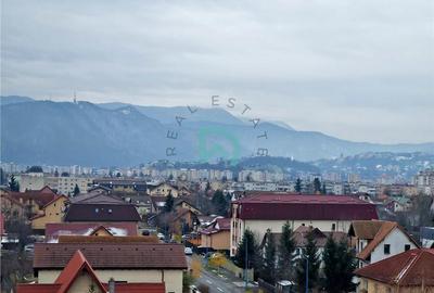 Apartament cu 3 camere decomandat, mobilat în Tractorul - 3