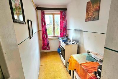 Apartament cu 3 camere semidecomandat în Moroasa 1 - 6